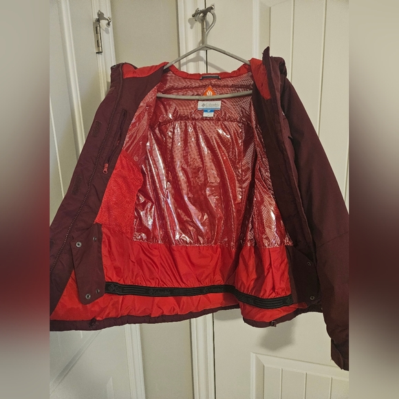 Women's Columbia Up North Jacket - Picture 4 of 8
